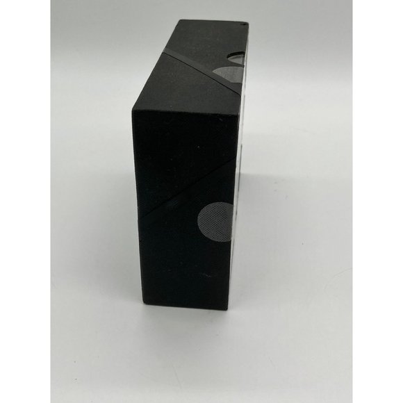 Polished Metal Flask Gift Set, Unopened, Axxents, 5oz and 1oz keychain set - Picture 8 of 9